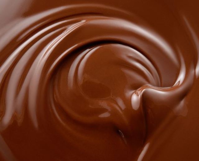 Mise en avant de la matière chocolat.